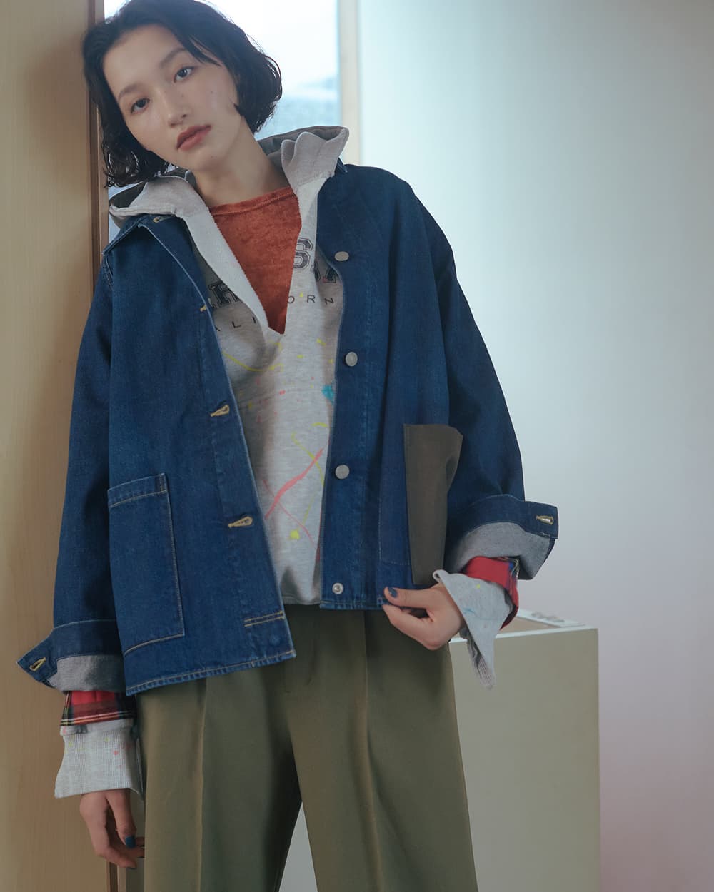 ラフに羽織るだけでサマになるアメカジ風味のカバーオール