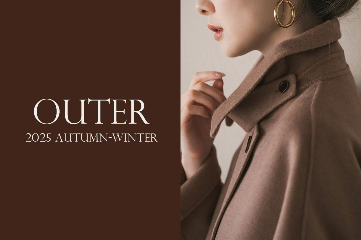 美品✨️⭐︎Nobleノーブル　ジレ 2024 紺　きれいめストライプ　ベスト Noble（ノーブル）の「ストライプツイルストレッチVカラージレ