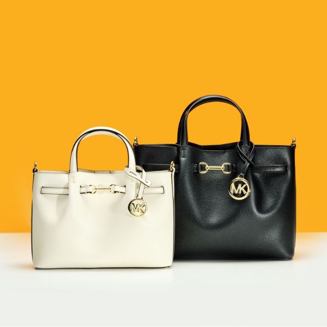 MICHAEL KORSのアイテムはこちら