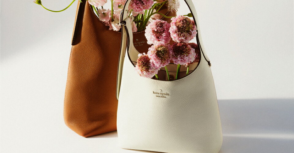 kate spade new yorkのアイテムはこちら