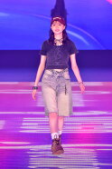 田鍋梨々花