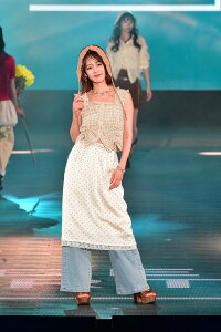 川口葵