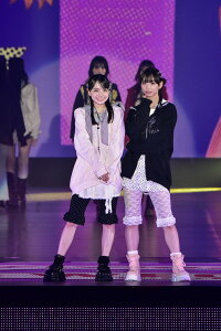 河村ここあ（左）