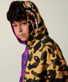A BATHING APE