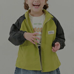 ナイロンジャケット