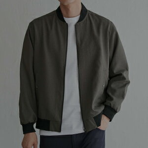 ブルゾン・ジャンパー