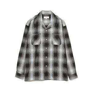 チェック柄シャツ