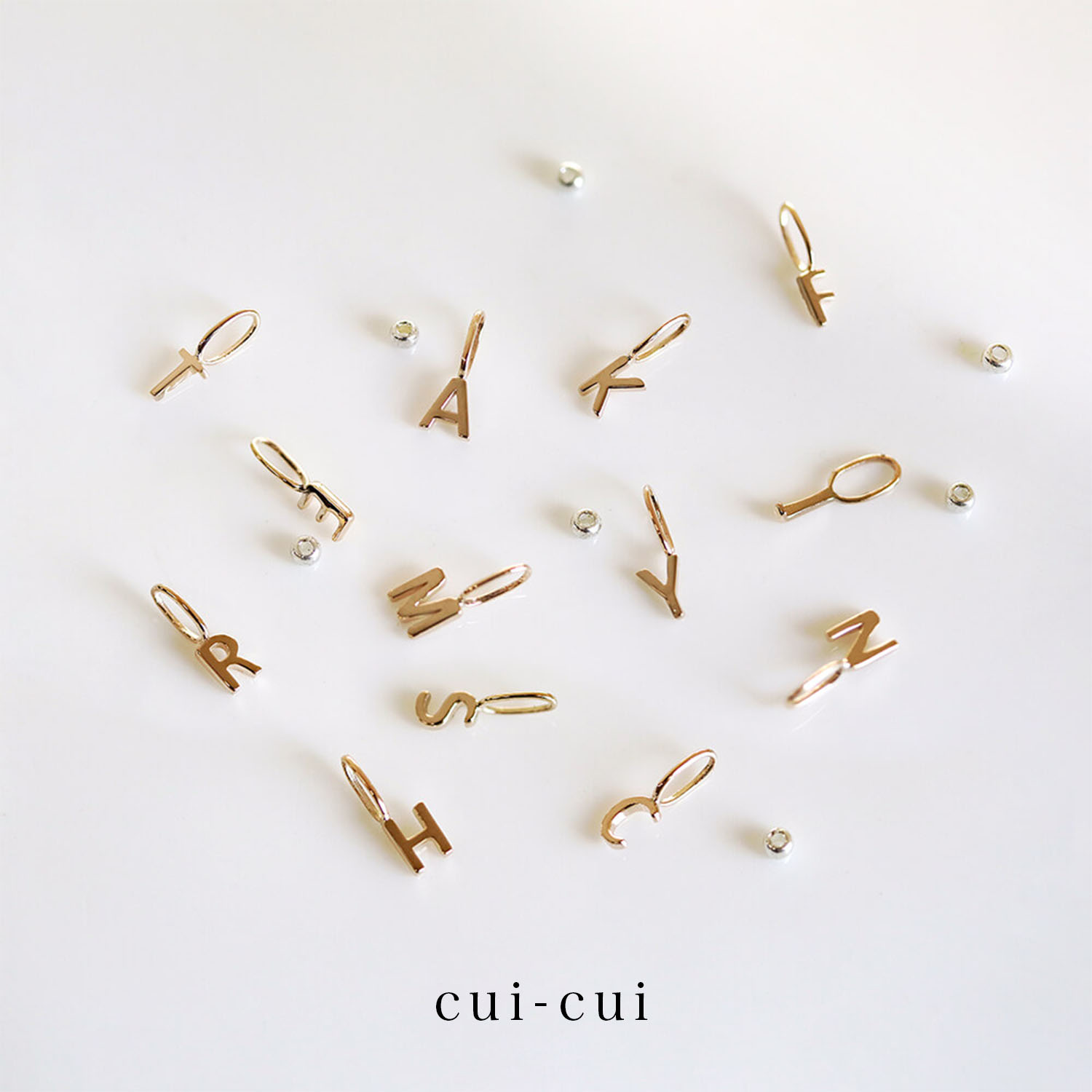【cui-cui】K10 イニシャルジュエリー