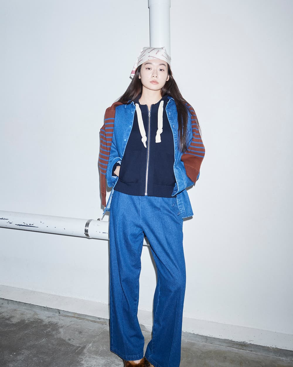 トレンドを掛け合わせて 定番のデニムを今年らしく