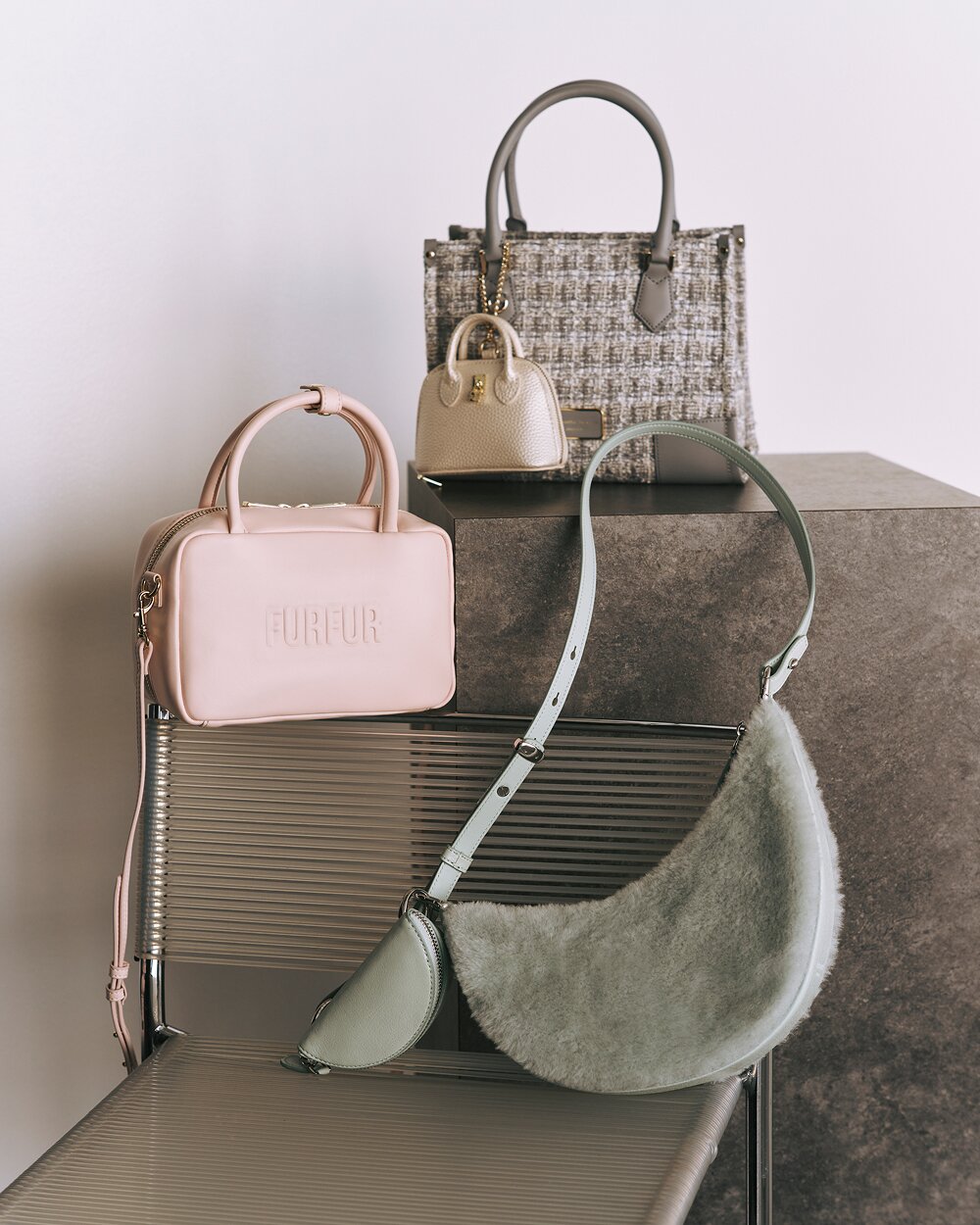 見た目も実用性も妥協しないレディに捧ぐデイリーバッグ