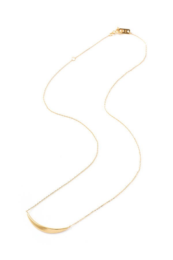 クレセントムーン ネックレス